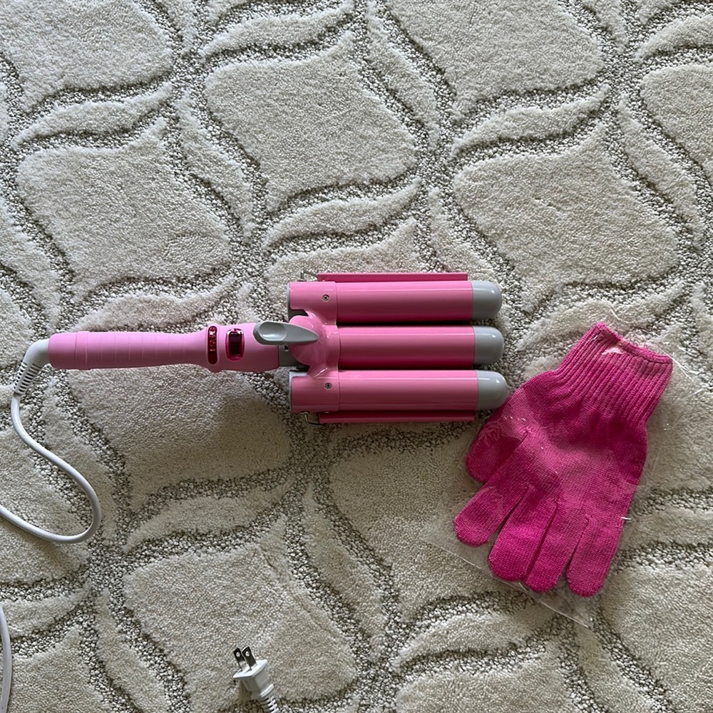 Like new Mermade Hair wave iron